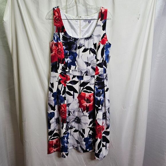 Luxe by Carmen Marc Valvo Red and Blue Floral Sleeveless Midi Dress Size 12 - Picture 2 of 11